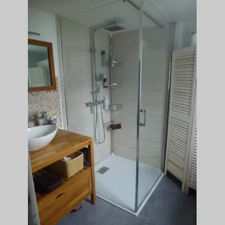 Vakantiehuis Petite Maison Avec Dependances, Idealement Situee